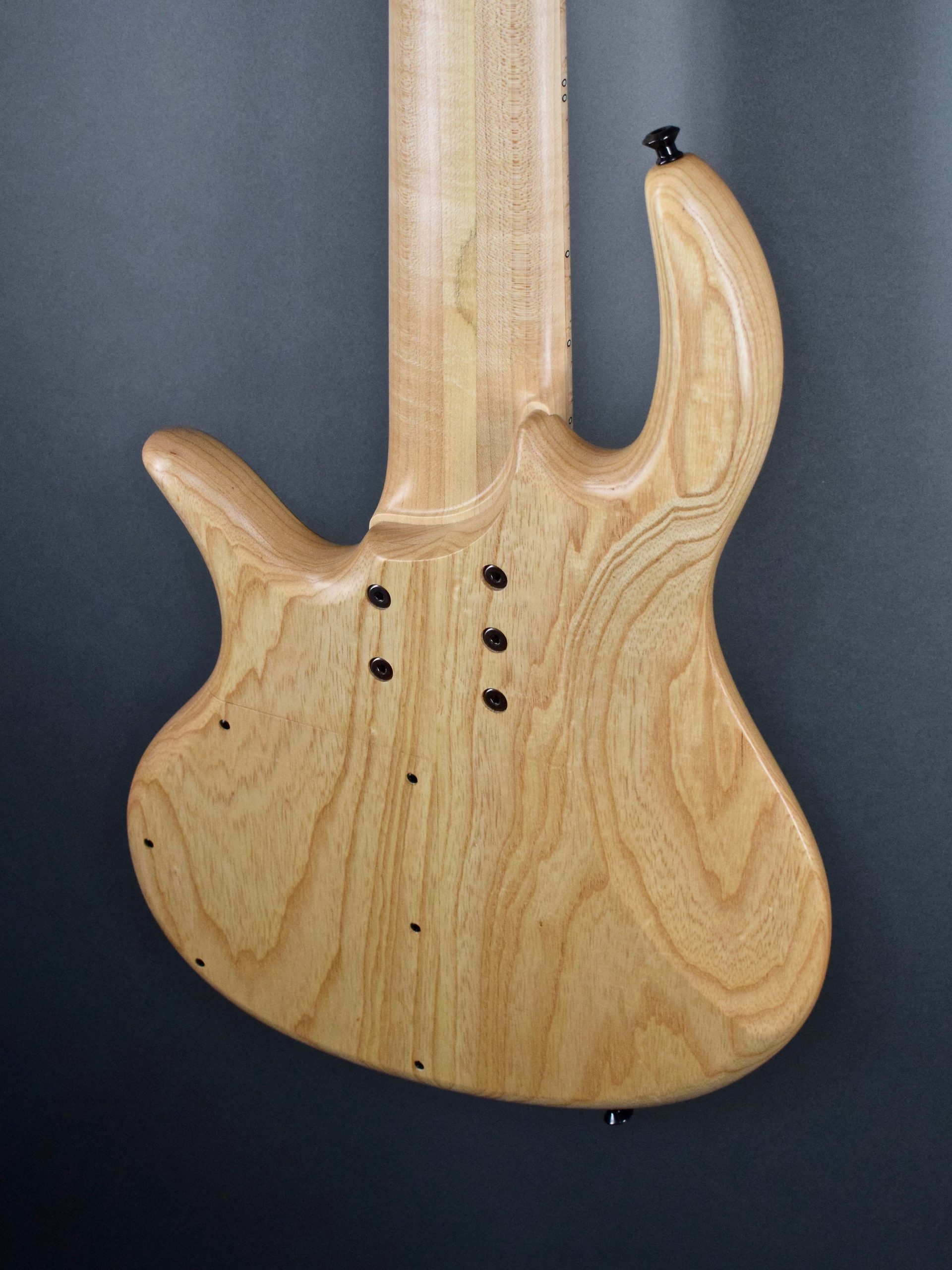 Elrick Gold Series, Hand-Carved e-volution 6-String Bass Guitar