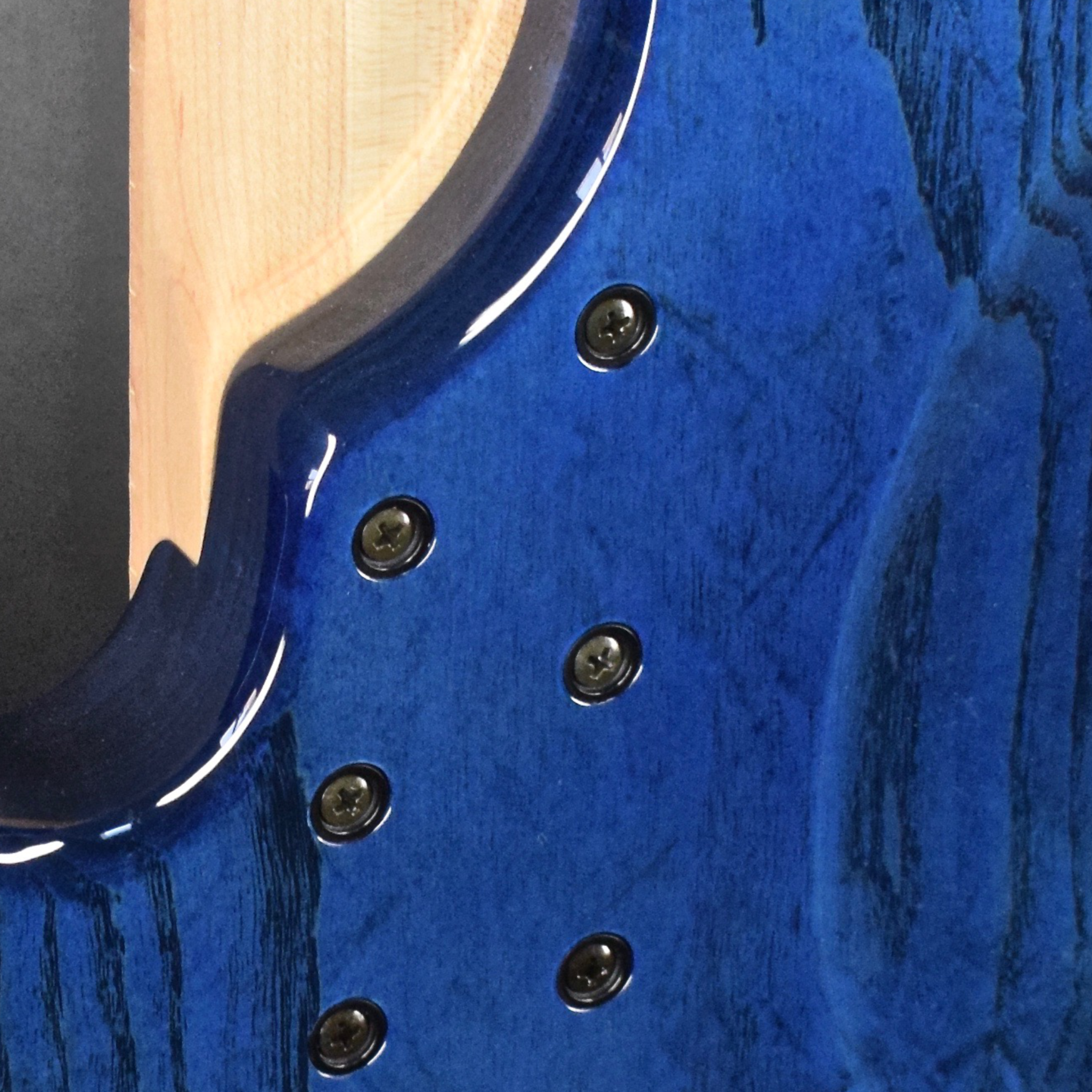 ベース HUMPACK ENGINEERING 2107 Bass EQ HUMPBACK ENGINEERING 2107 BASS EQ -Preamp-【NEW】（新品