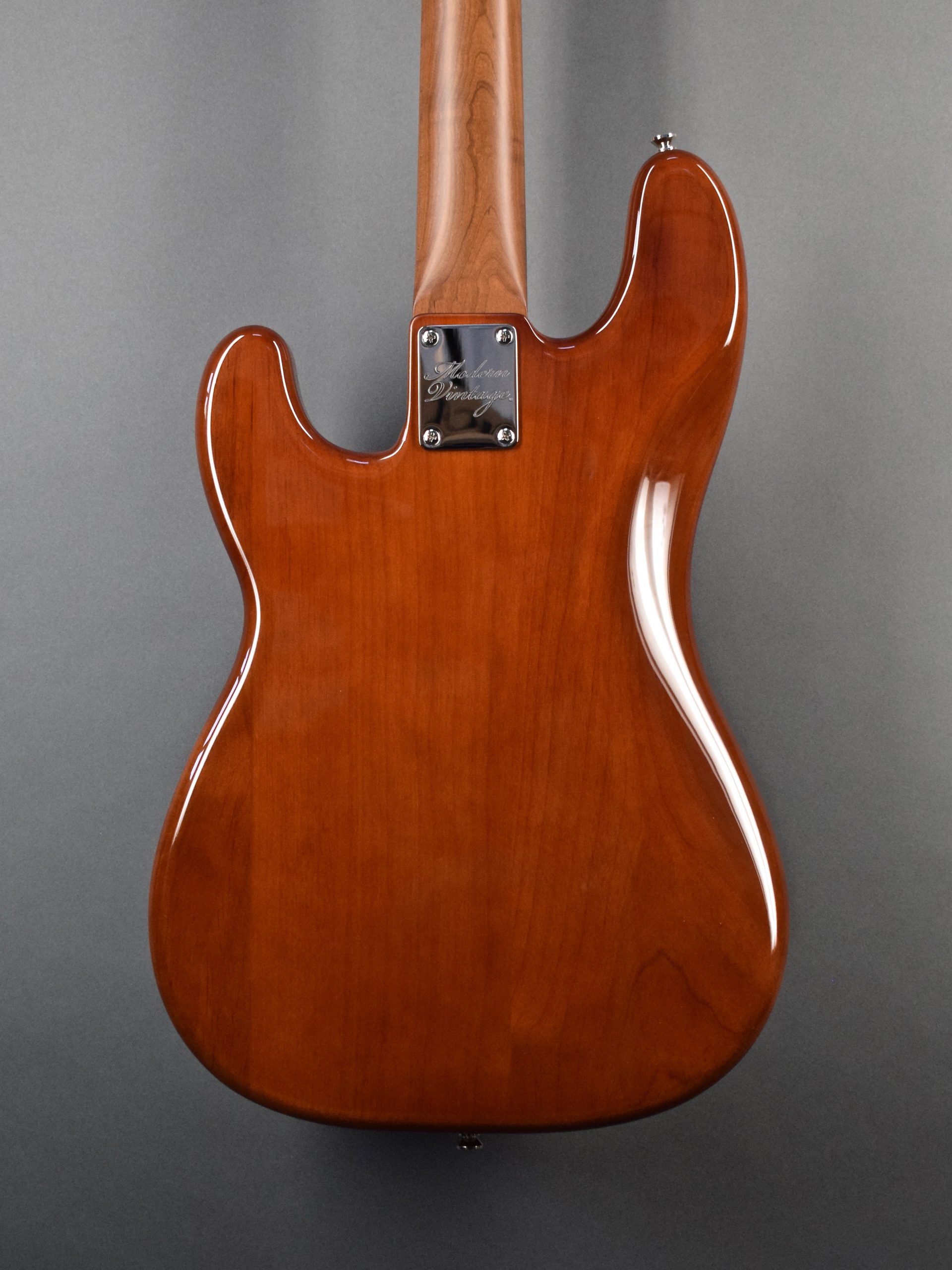 Modern Vintage MVP4-72 '70s Vintage 4-String Electric Bass Guitar