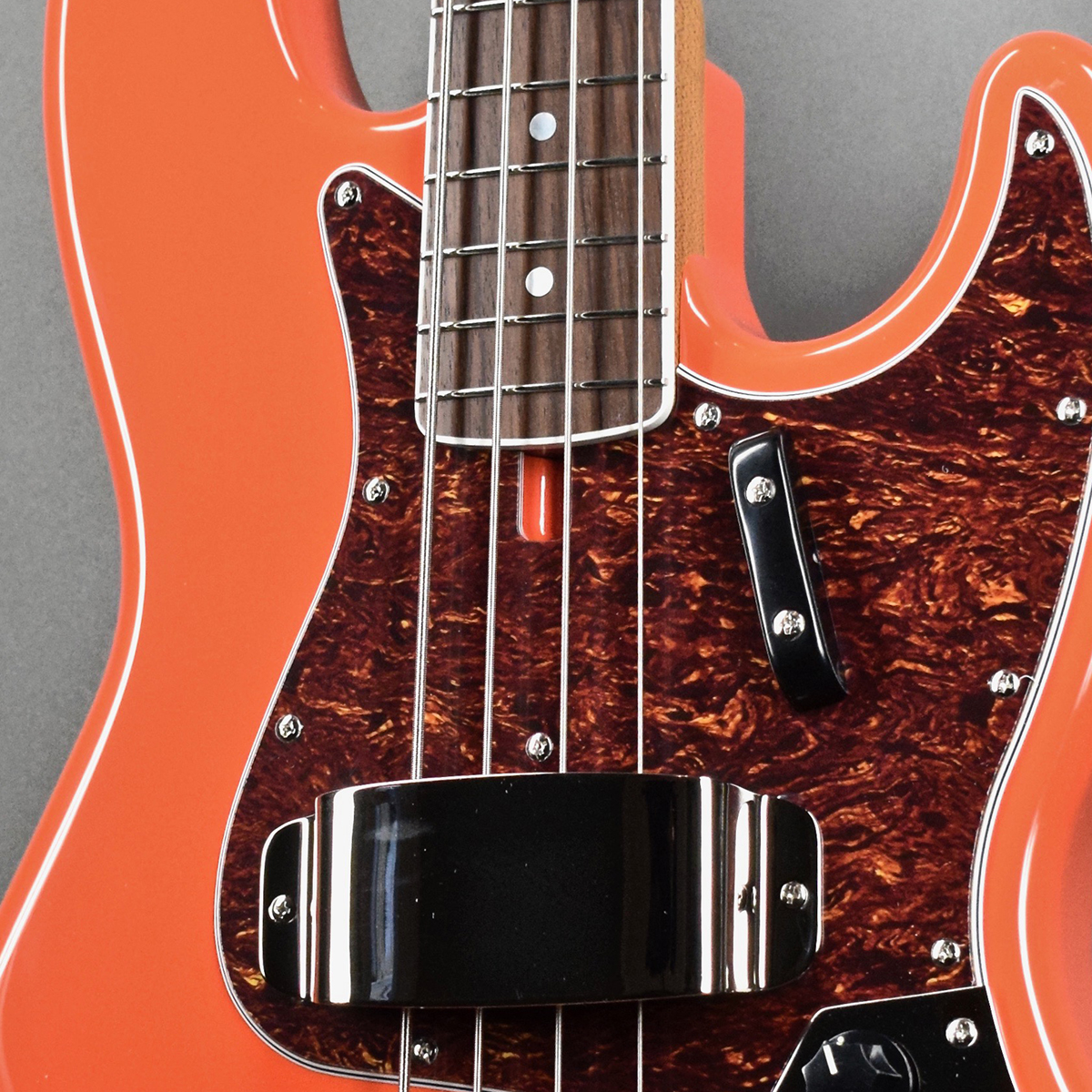 Modern Vintage MVJ4-66 '60s Vintage 4-String Electric Bass