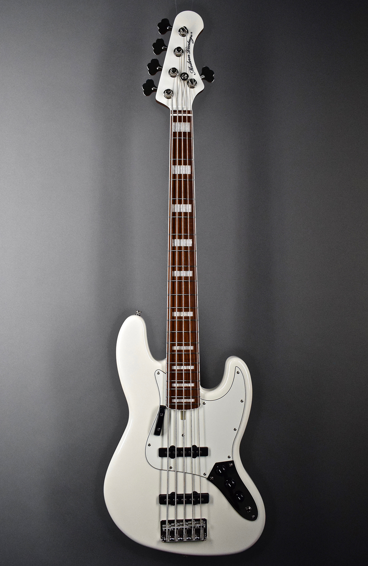 Modern Vintage MVJ5-75 '70s Vintage 5-String Electric Bass Guitar