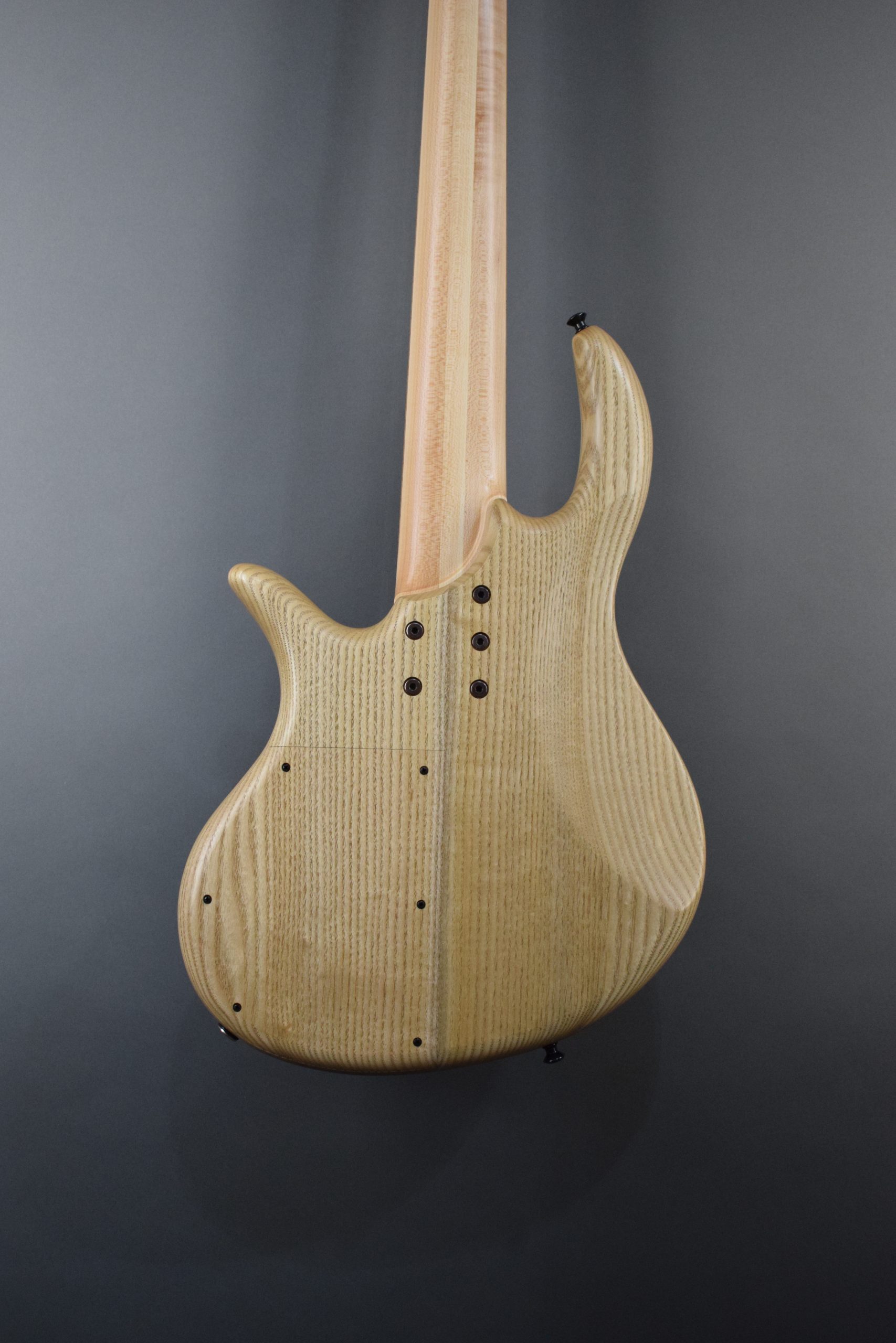 E1124i-scaled.jpg