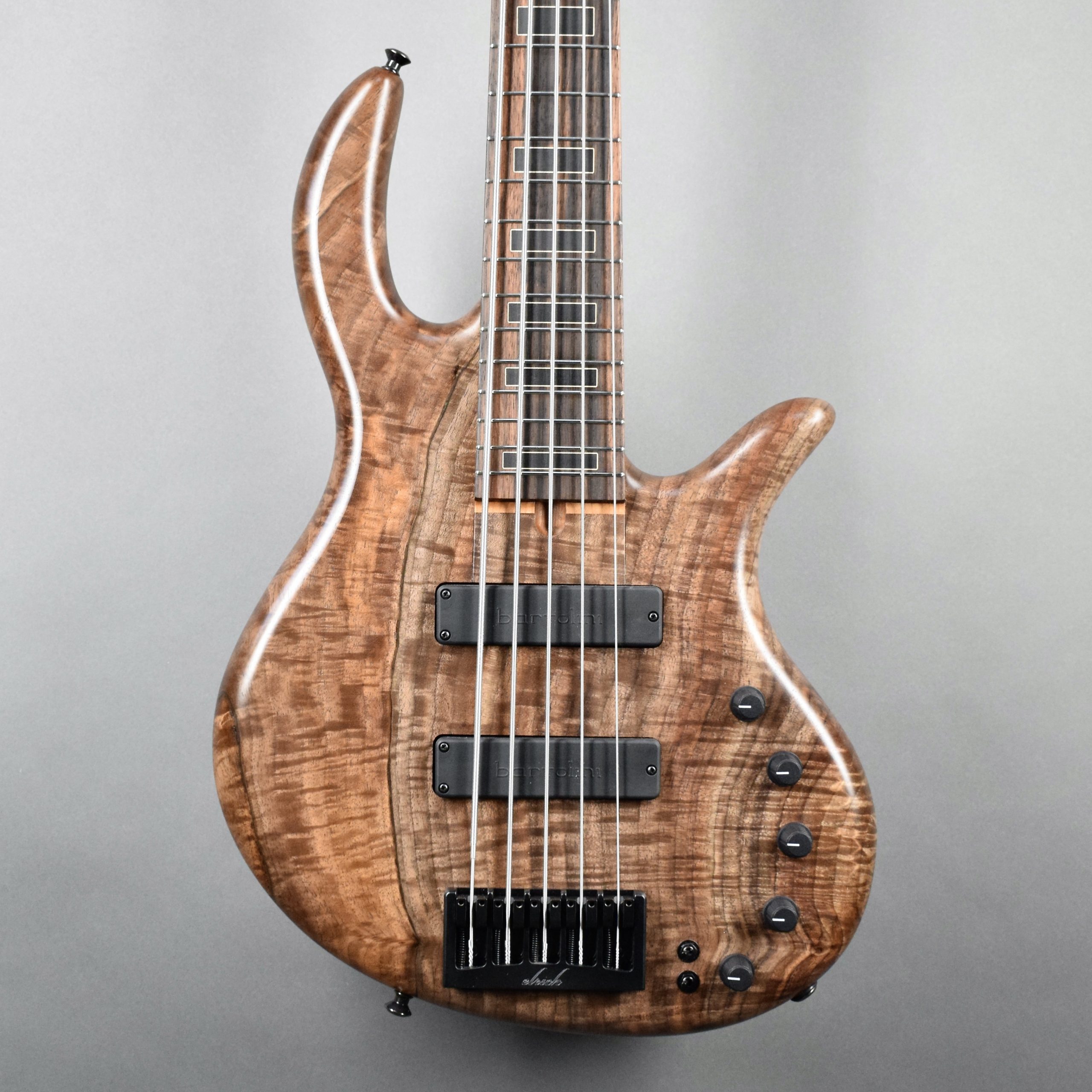 Elrick Gold Series, Hand-Carved e-volution 5-String Bass